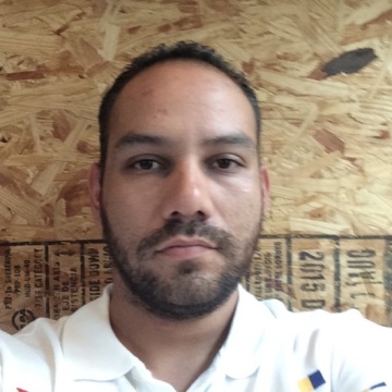 Adler, 41, Guadalajara, Mexico