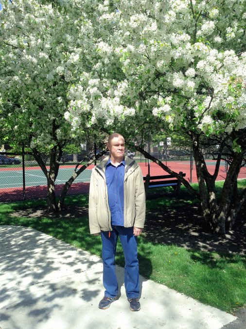 Val, 61, Scarborough, Canada