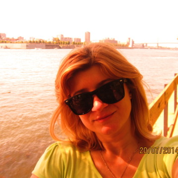 Serena, 45, Montreal, Canada