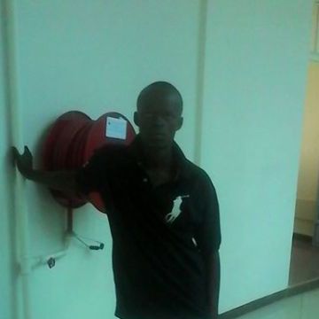 Shukri Shukrani, 31, Nairobi, Kenya