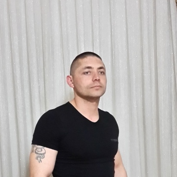 Emurla isa, 42, Izmit, Turkey