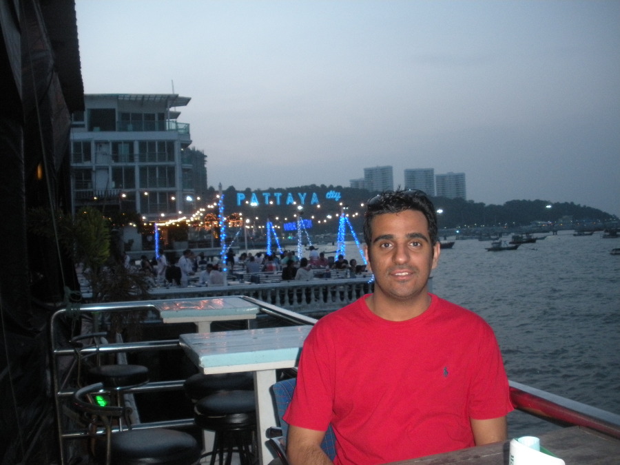 Khalid, 38, Dubai, United Arab Emirates