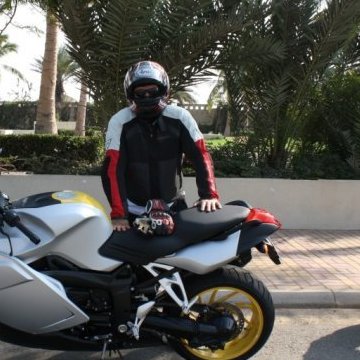 Alex, 52, Manama, Bahrain