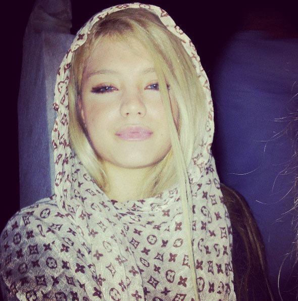 cansu can, 35, Cansancao, Brazil