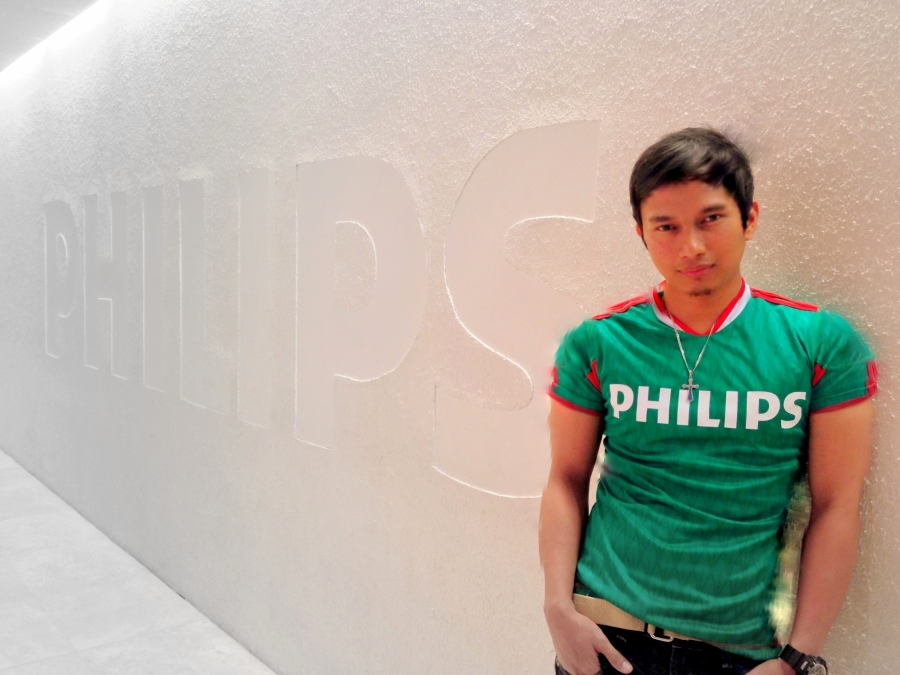 omar, 40, Seoul, South Korea