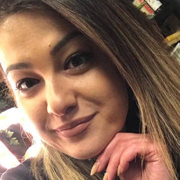 günay, 33, Izmir, Turkey