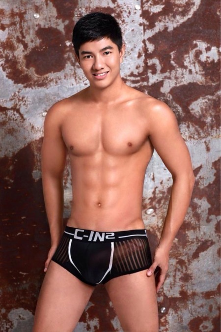 raden angga, 36, Bandung, Indonesia