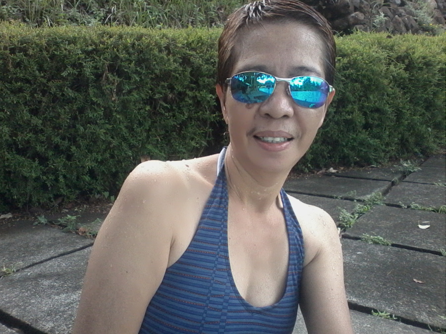 Leah Escutin, 66, Bacolod City, Philippines