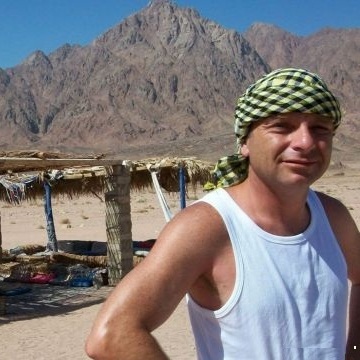 Waton, 58, Dearborn, United States