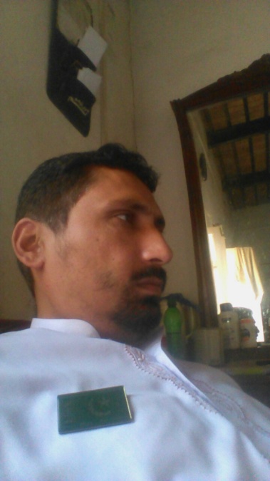 ladla, 35, Faisalabad, Pakistan