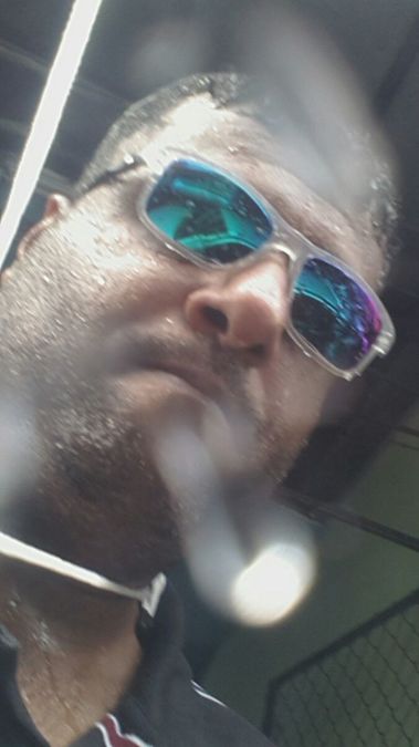 mohd, 41, Jeddah, Saudi Arabia