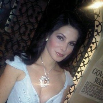 Feranmi Davids, 38, Los Angeles, Panama