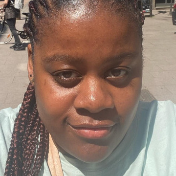 Maé, 23, Strasbourg, France