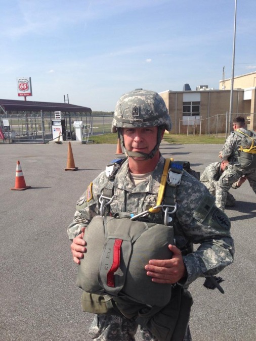 scott james, 64, Sharjah, United Arab Emirates