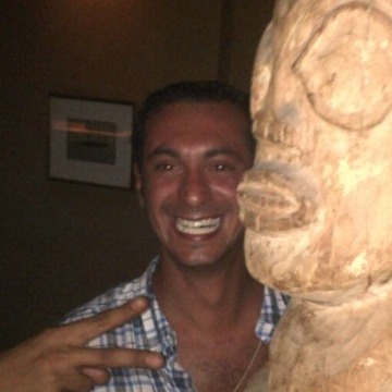 Moe, 46, Dubai, United Arab Emirates