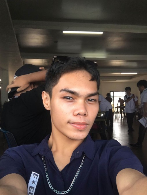 Leonard, 28, Gerona, Philippines