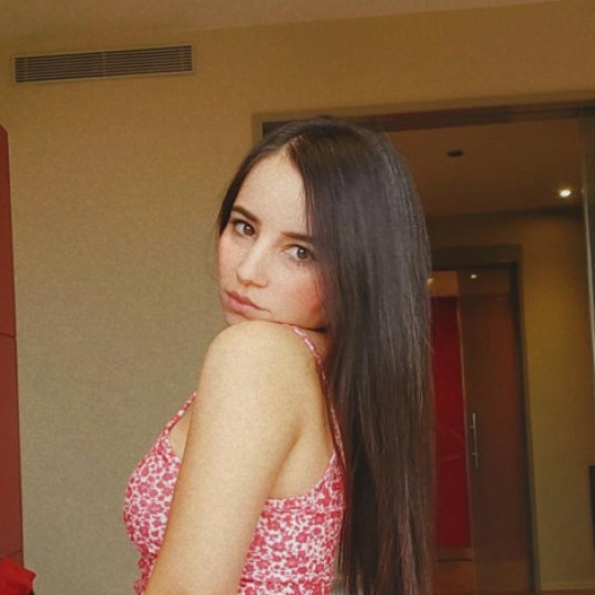 Doja, 28, Barcelona, Spain