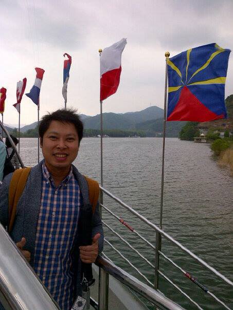 harriz, 38, Surabaya, Indonesia