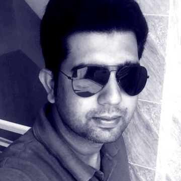 Irfan Apt, 40, Lahore, Pakistan