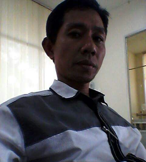 Esge Winar, 48, Indramayu, Indonesia