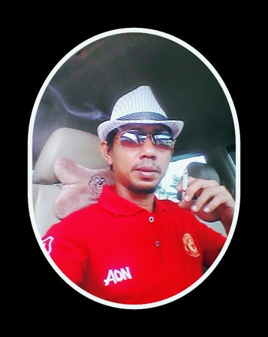 Esge Winar, 48, Indramayu, Indonesia