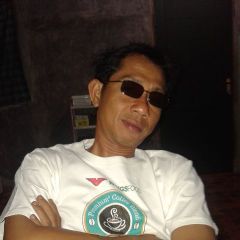 Esge Winar, 48, Indramayu, Indonesia