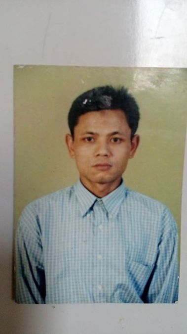 Wawan Juwaeni, 41, Bandung, Indonesia