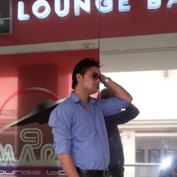 imran khan, 34, New Delhi, India