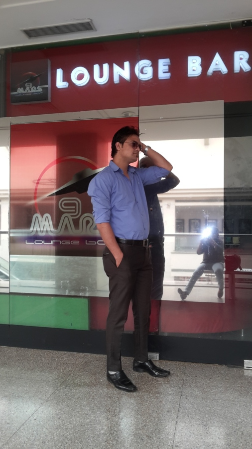 imran khan, 34, New Delhi, India