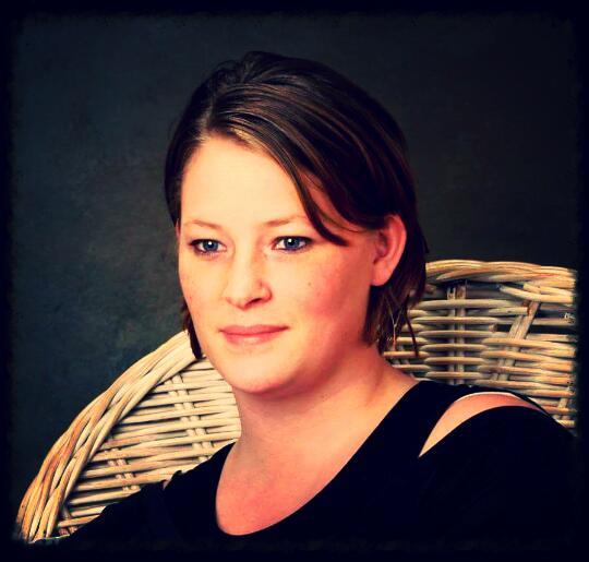 Ashley , 39, New London, United States