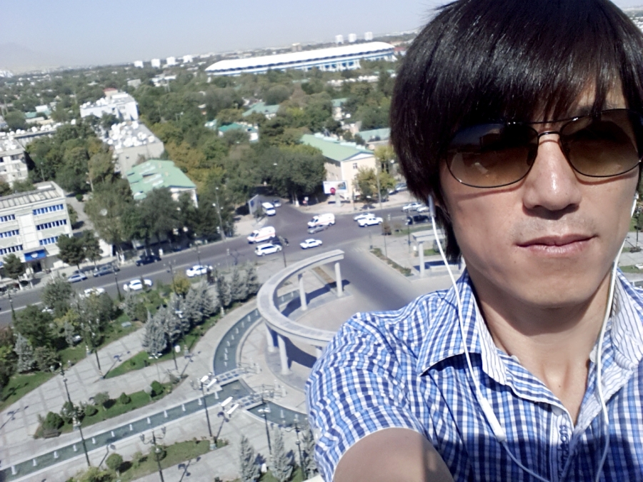 bruce lee, 46, Seoul, South Korea