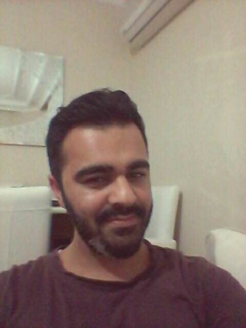 Huseyin Karabağ, 37, Izmir, Turkey