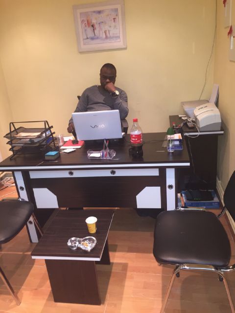 Tee, 41, Istanbul, Turkey