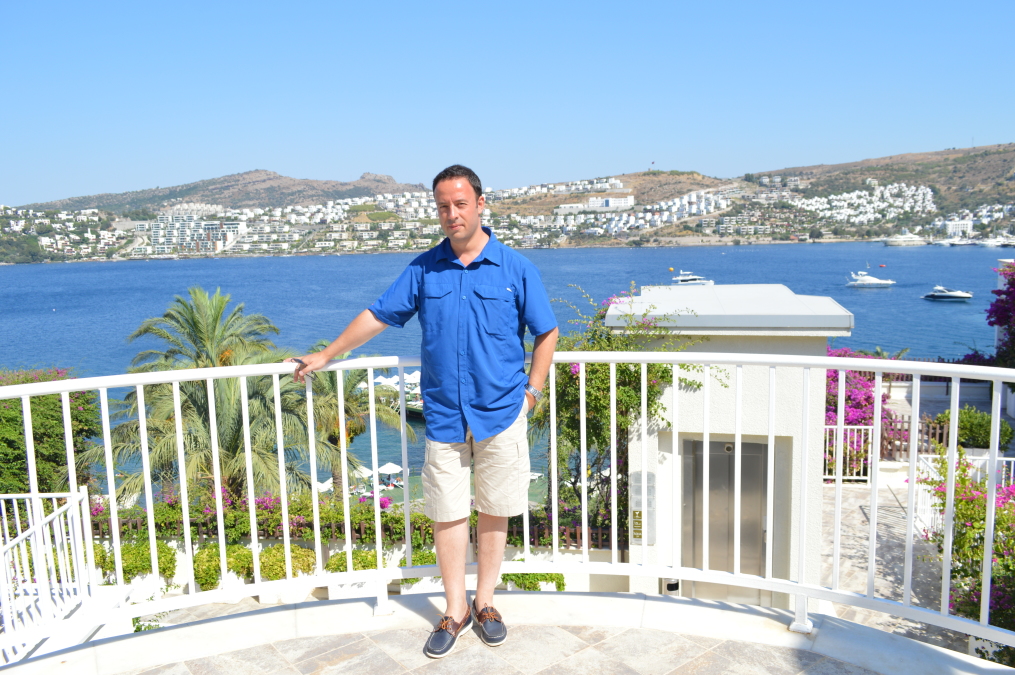 Ertan, 51, Istanbul, Turkey