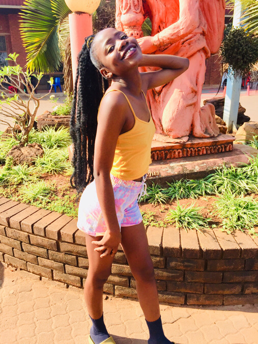 Tseheli Lutia, 25, Thohoyandou, South Africa