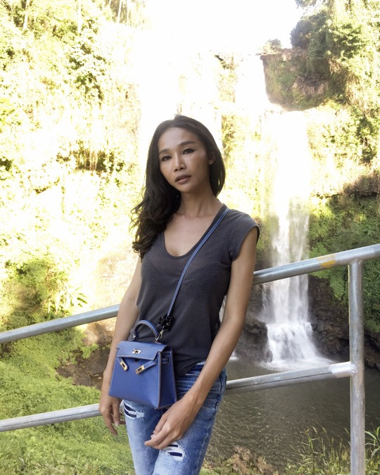 Nok Noi, 40, Savannakhet, Laos