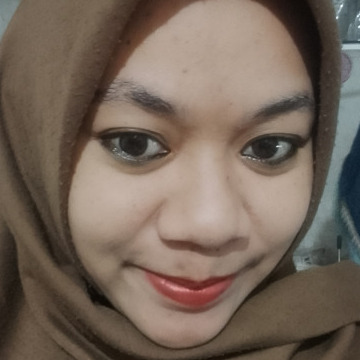 Siti Masroh, 26, Cianjur, Indonesia