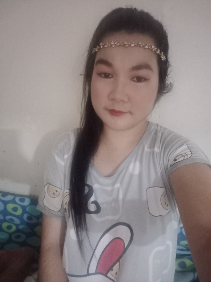 Katrine Cal, 28, Cavite, Philippines