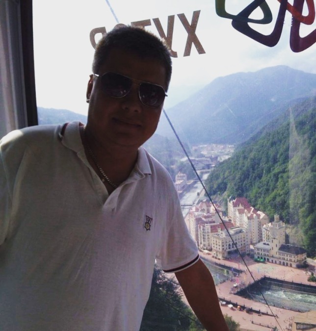 Garen, 44, Los Angeles, United States