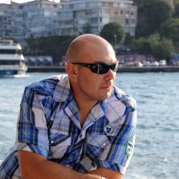 Vlad Lei, 46, Toronto, Canada