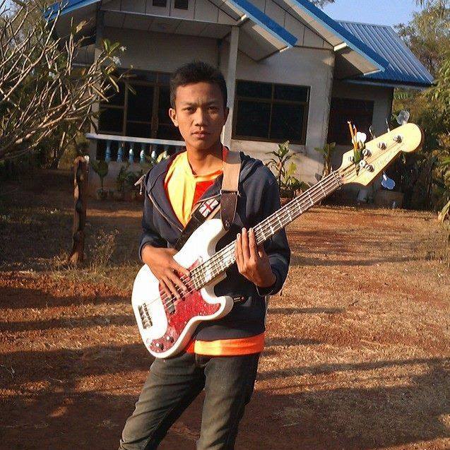 thawon thoarsa, 29, Thai Charoen, Thailand