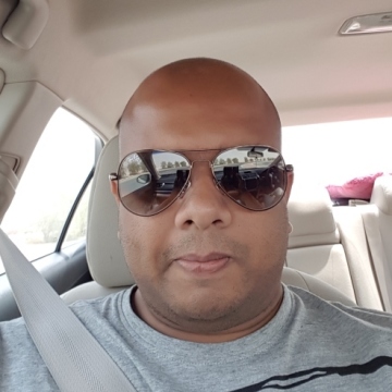 asanka, 45, Colombo, Sri Lanka