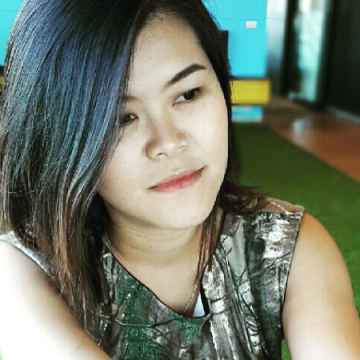 Thipawan Kalue, 43, Bangkok, Thailand