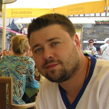 Dmytro Kryvoviaziuk, 49, Dnipro, Ukraine