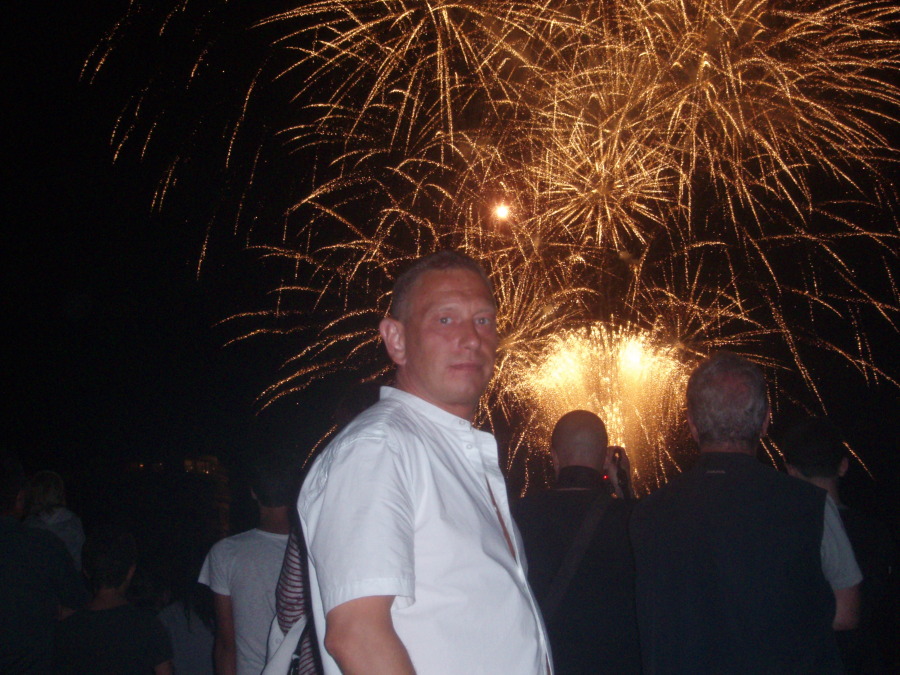 Jevgeni V, 50, Montreux, Switzerland