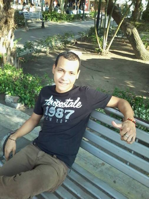 arthur neyra, 35, Quito Canton, Ecuador