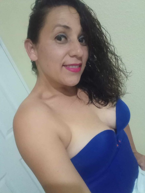 Paola, 40, Guatemala City, Guatemala