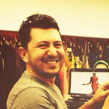 Tan, 40, Istanbul, Turkey