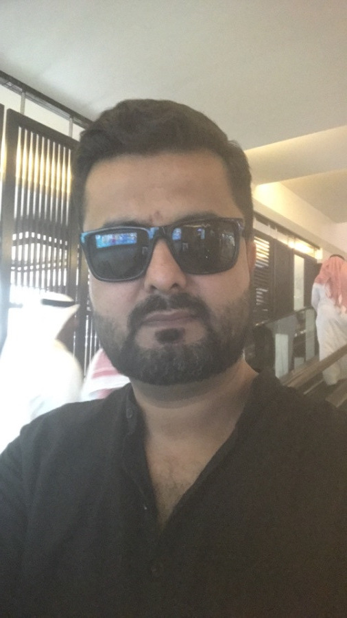 Ghazanfar, 40, Al Hofuf, Saudi Arabia