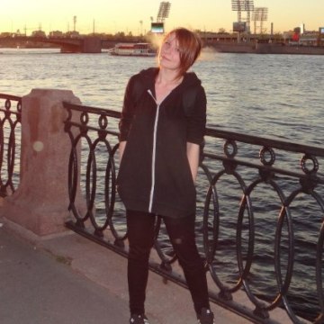 Elena, 33, Saint Petersburg, Russian Federation